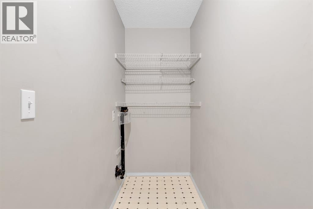 Single Family House for Sale in D  Dalton Drive NW Dalhousie Calgary 