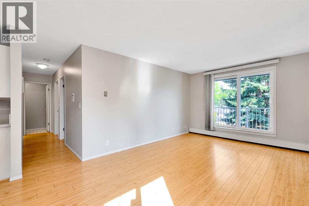 Single Family House for Sale in D  Dalton Drive NW Dalhousie Calgary 