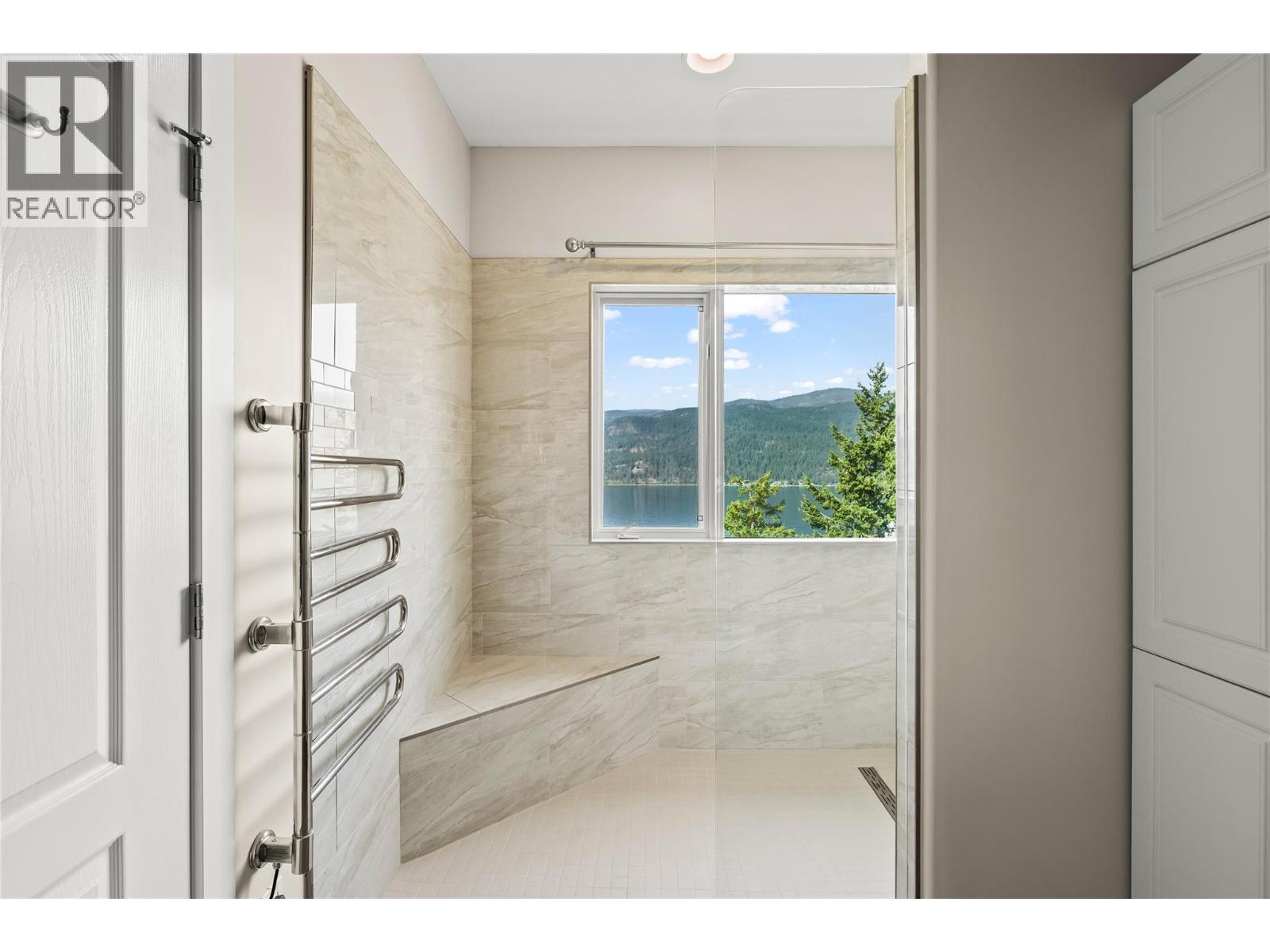 83 Peregrine Way Unit# 21, Vernon