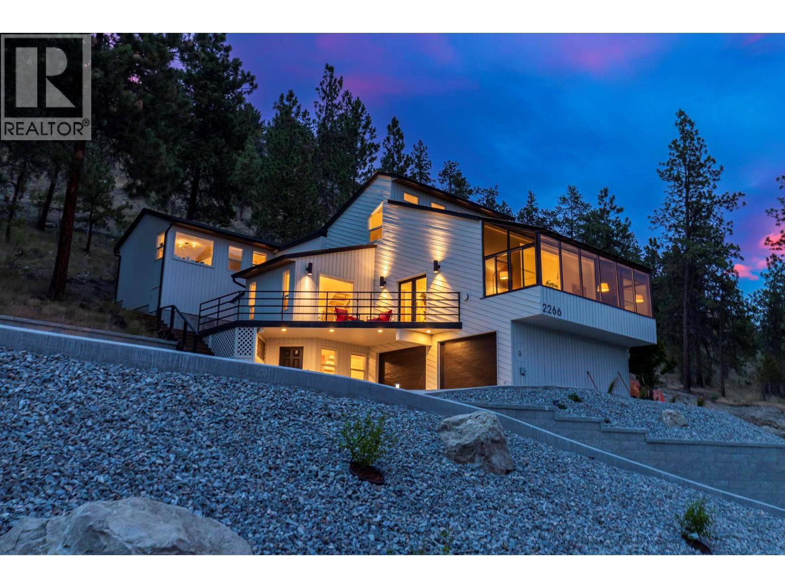 2266 Omineca Place, Kelowna