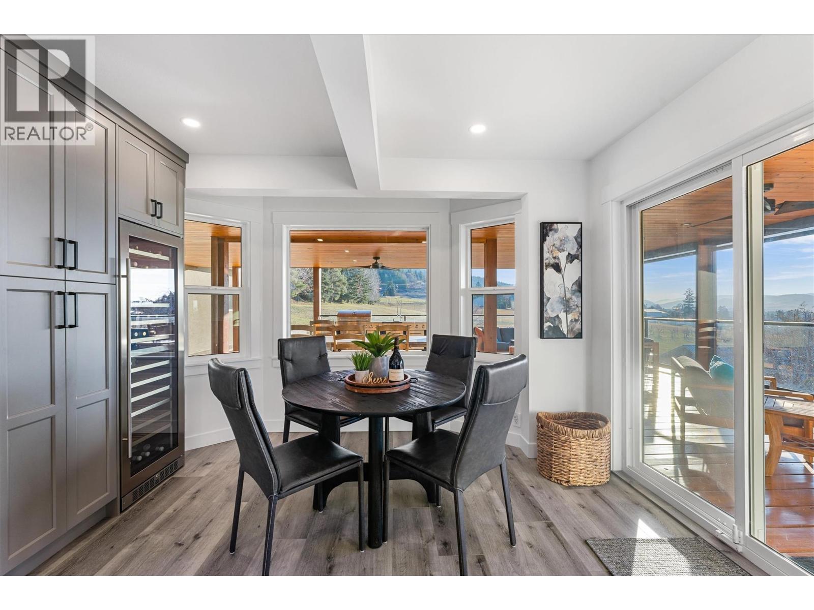 5393 East Vernon Road, Vernon