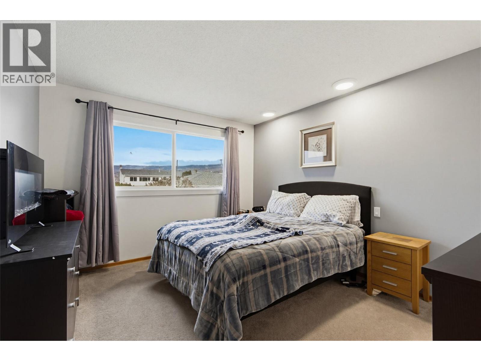881 PEMBROKE Avenue, Kamloops