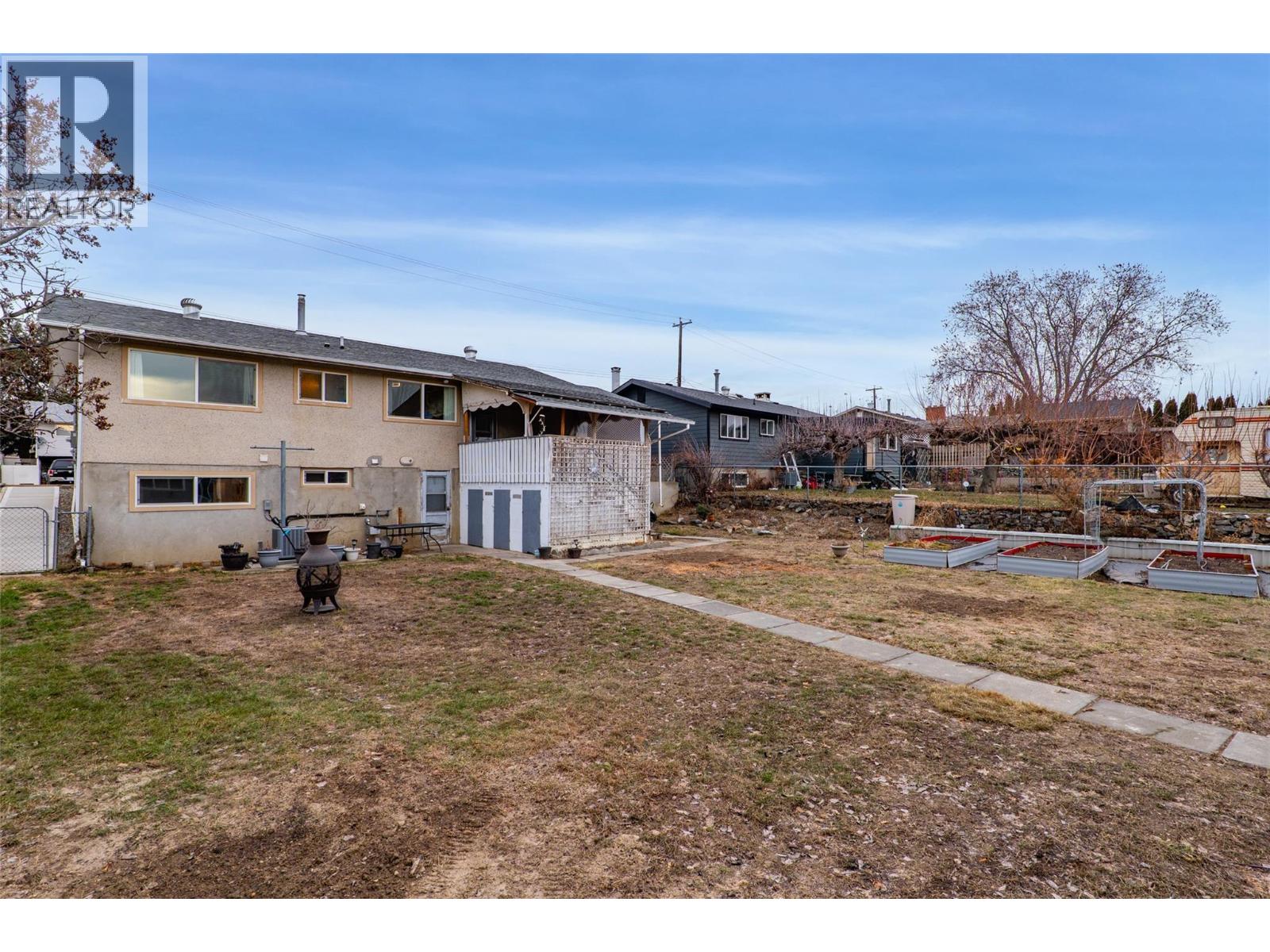 881 PEMBROKE Avenue, Kamloops