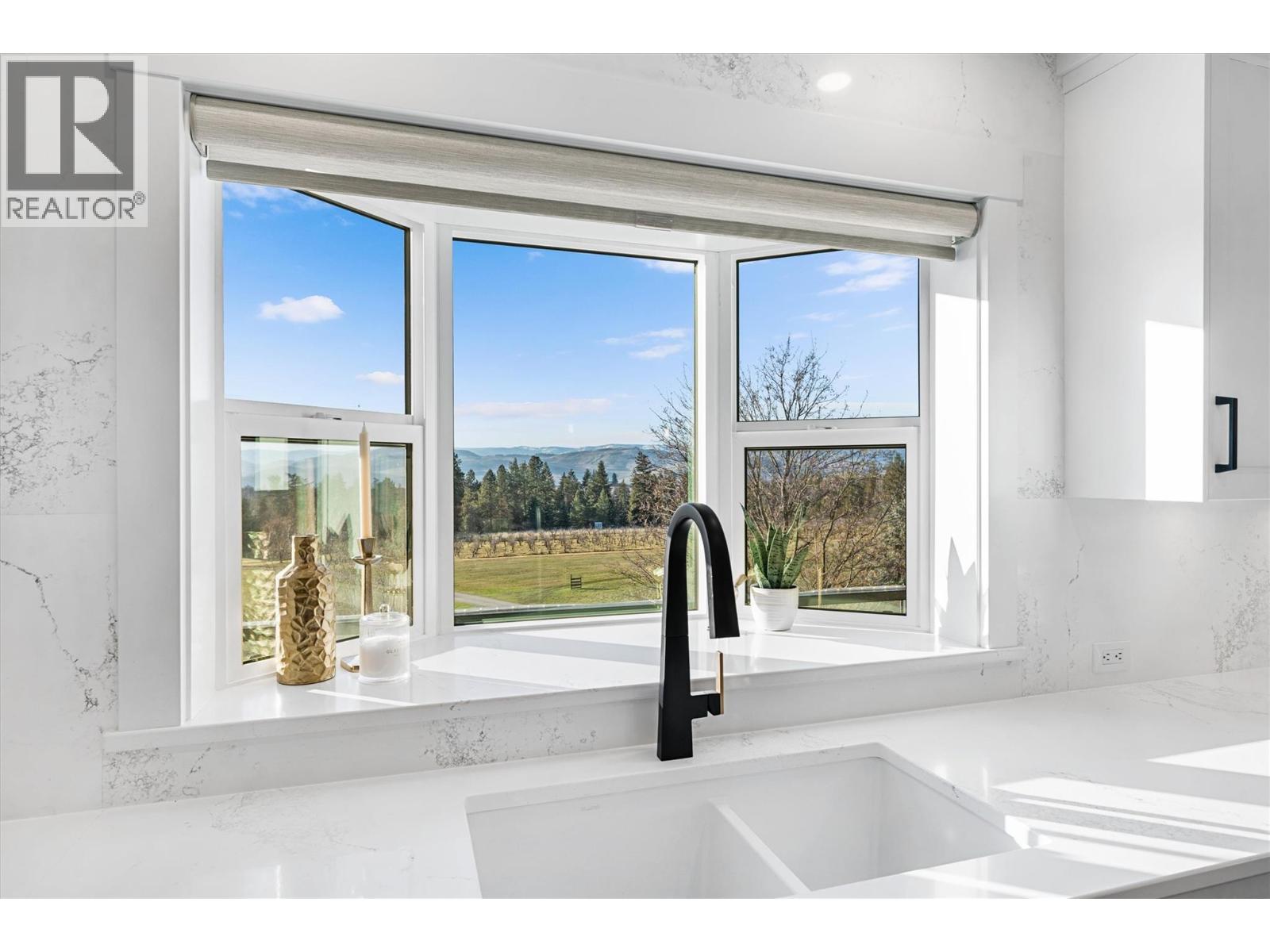  5393 East Vernon Road, Vernon