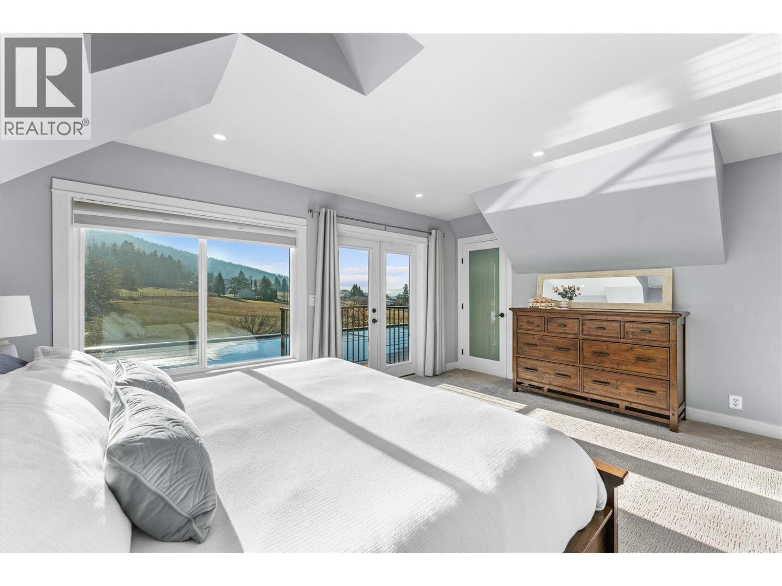  5393 East Vernon Road, Vernon