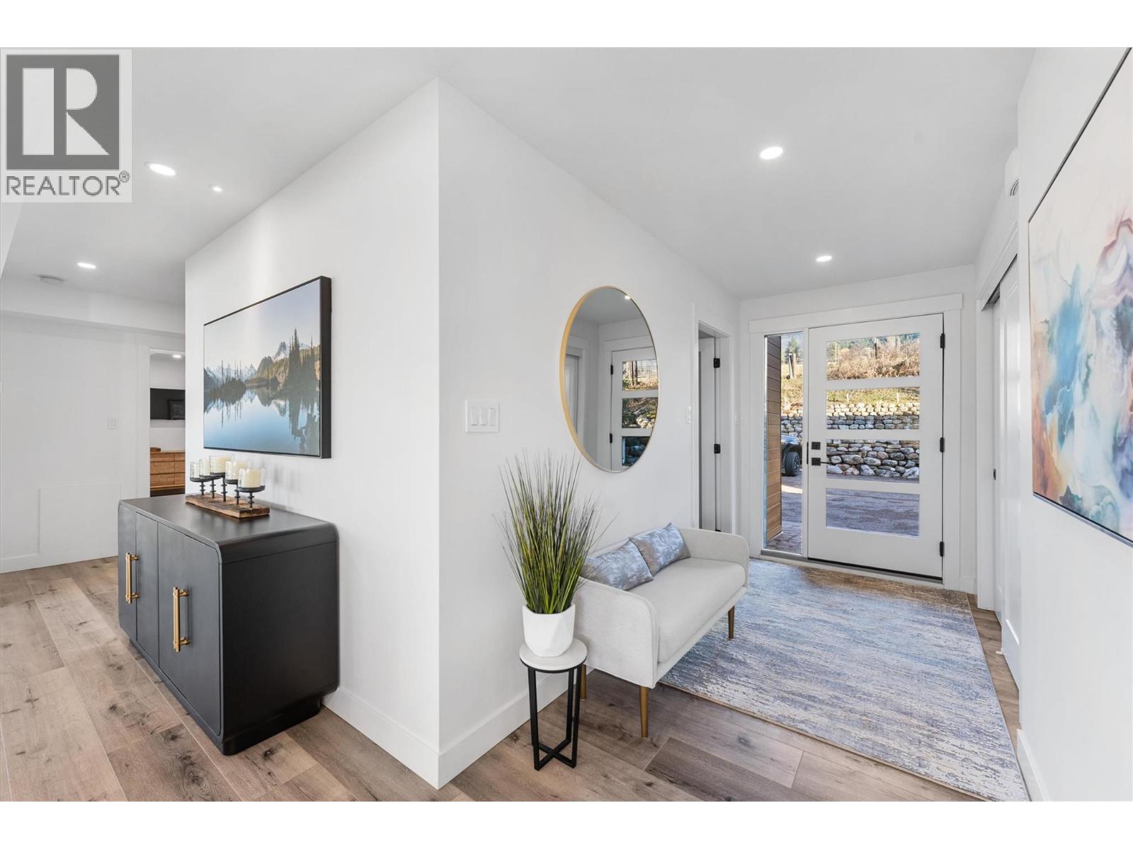  5393 East Vernon Road, Vernon