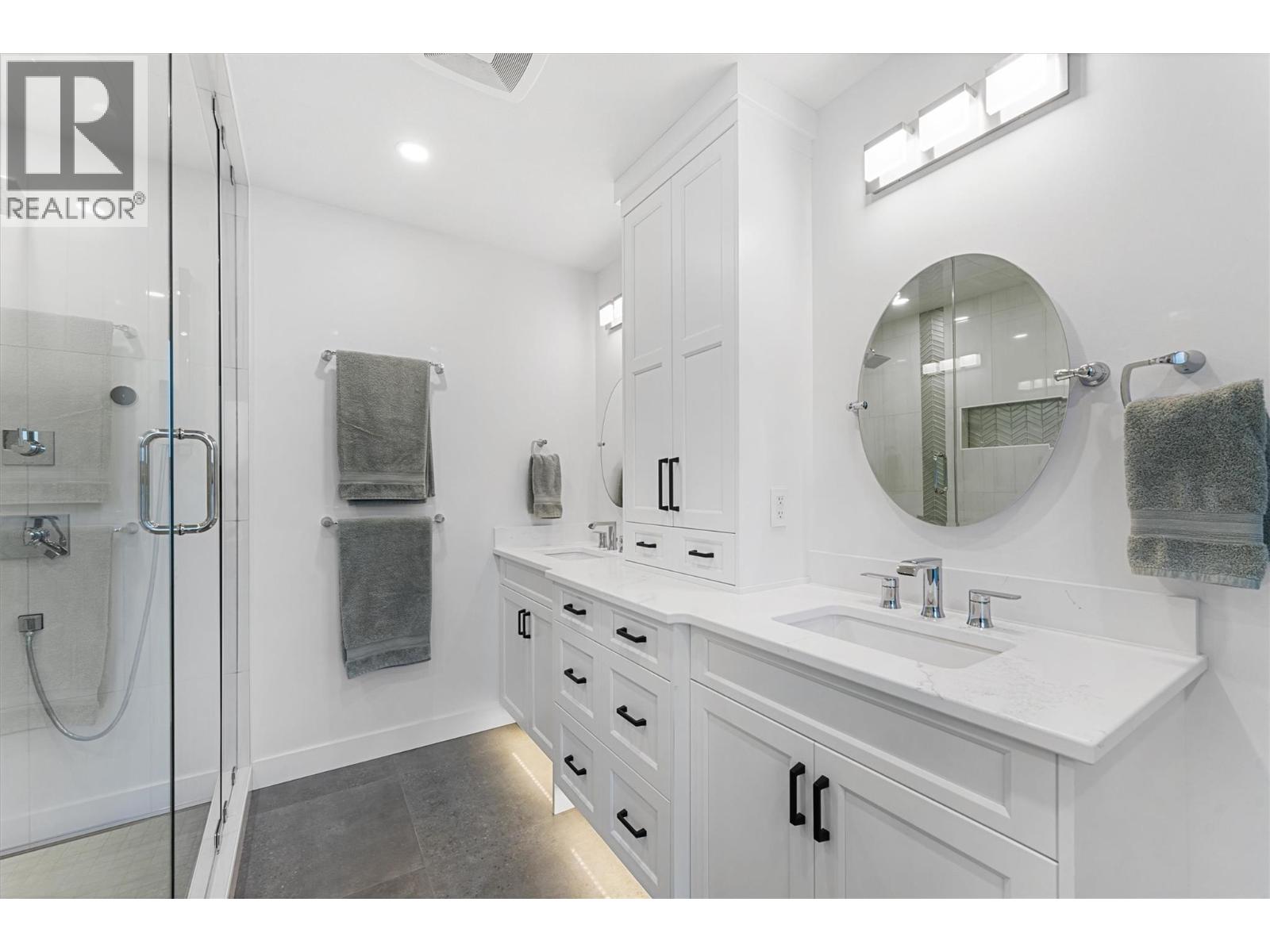  5393 East Vernon Road, Vernon