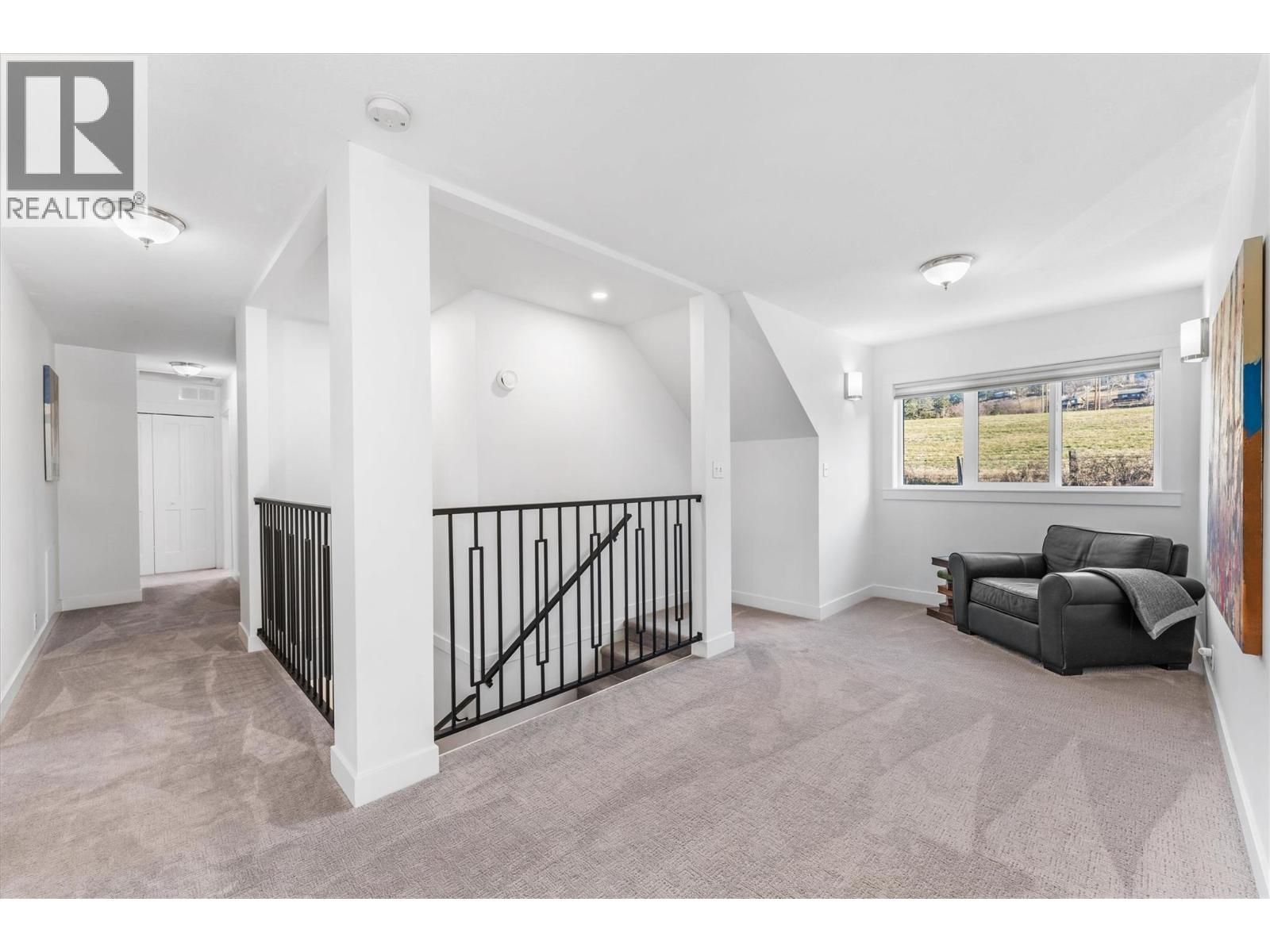  5393 East Vernon Road, Vernon