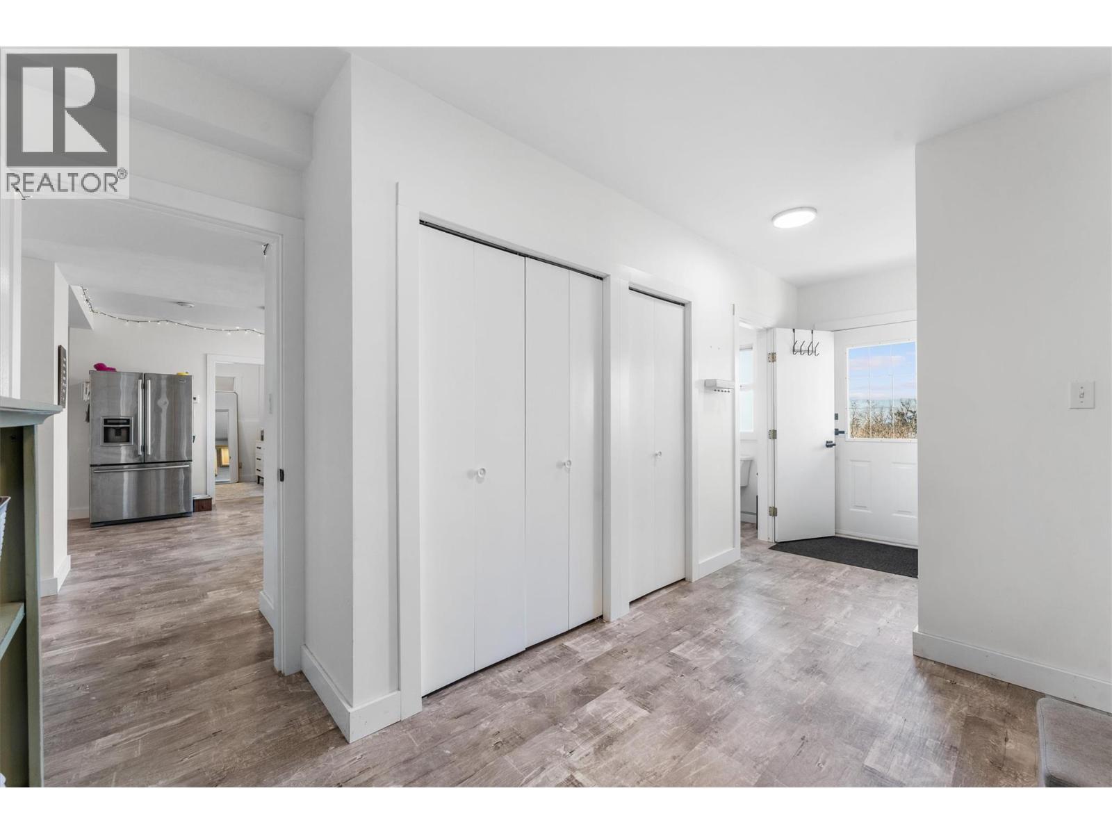  5393 East Vernon Road, Vernon