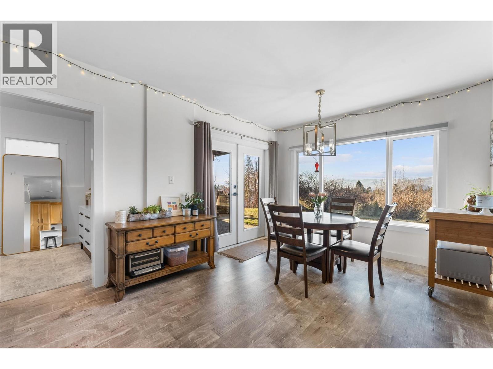  5393 East Vernon Road, Vernon