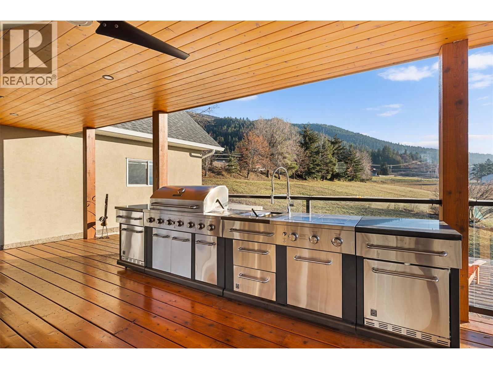  5393 East Vernon Road, Vernon