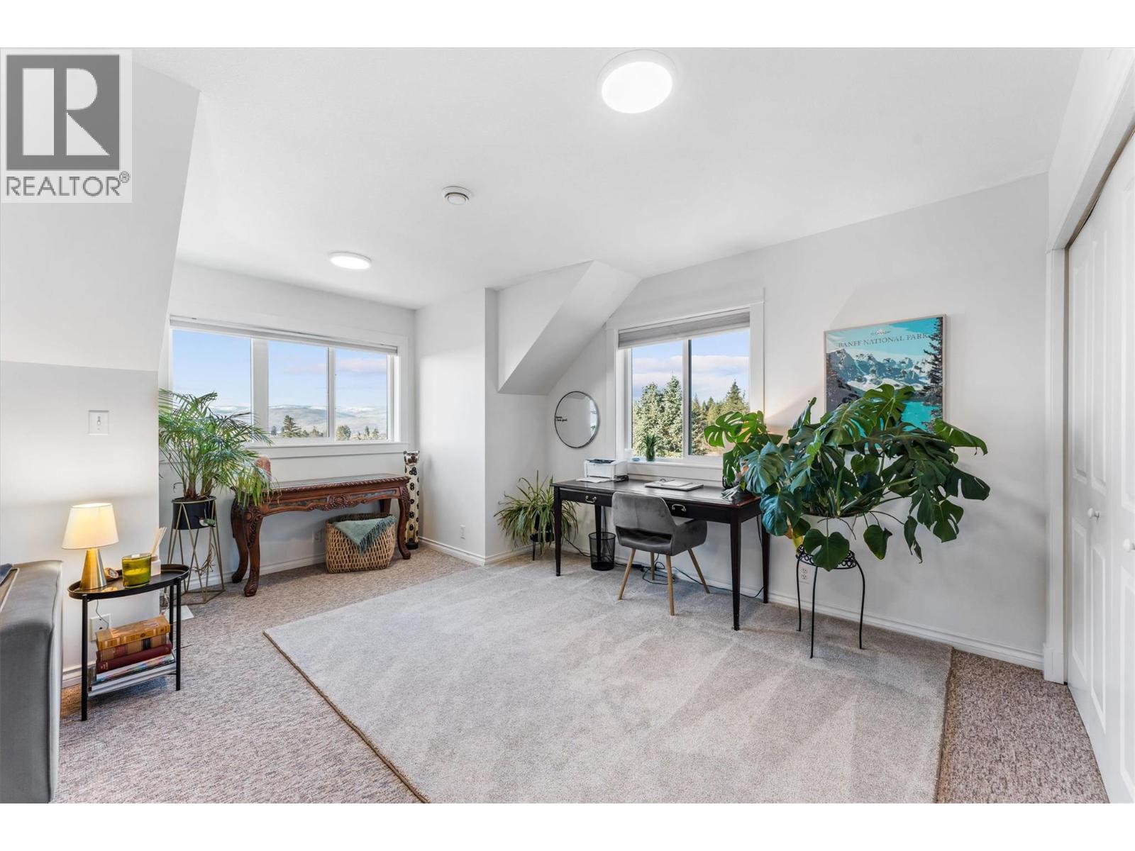  5393 East Vernon Road, Vernon