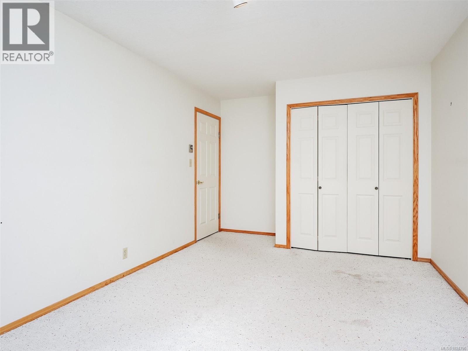 1829 Lands End Rd, North Saanich