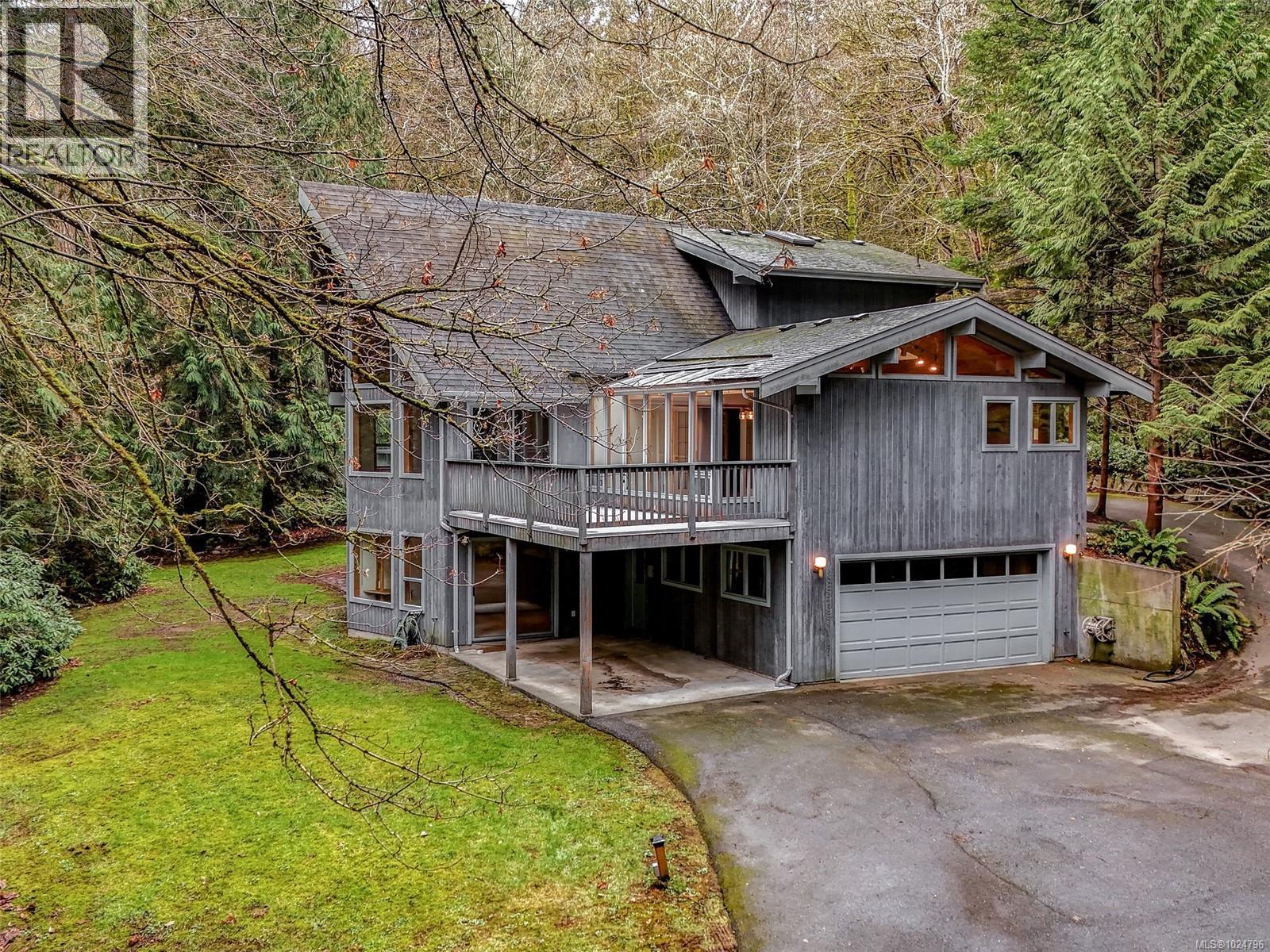 1829 Lands End Rd, North Saanich
