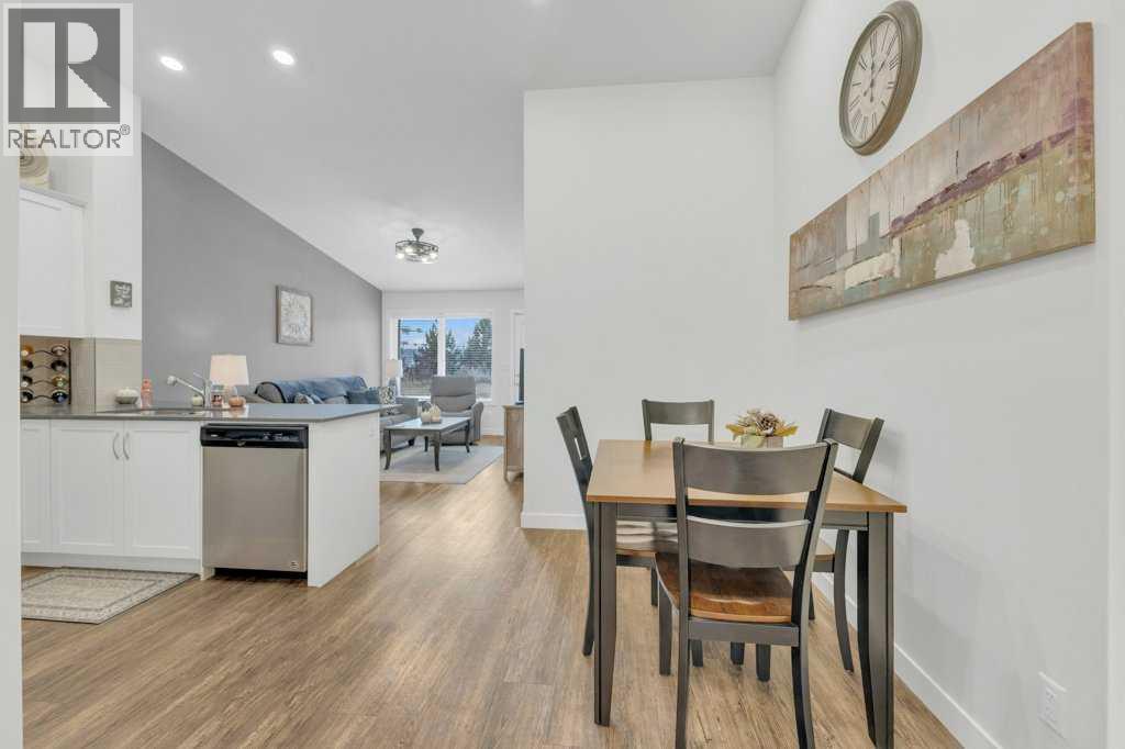 39 Golden Crescent, Red Deer