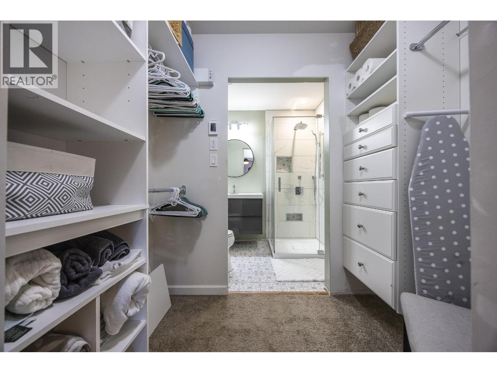 #1-2218 EVERGREEN Street, Terrace