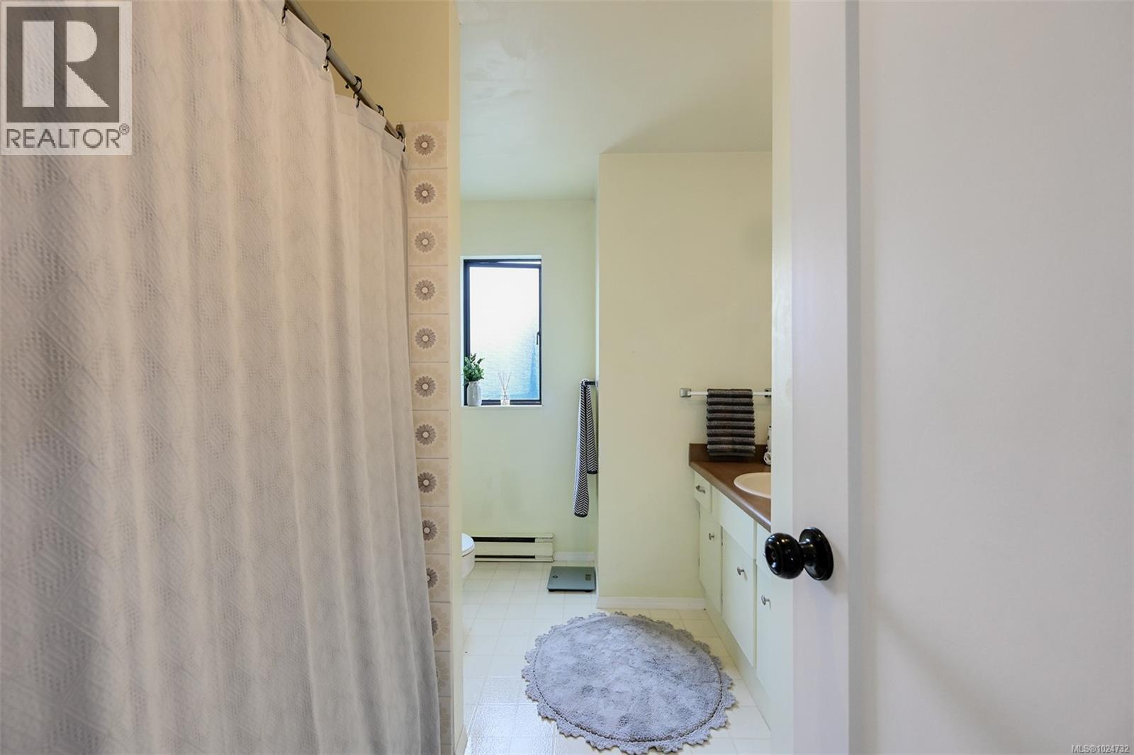 #A 1506 GLENTANA RD - 40