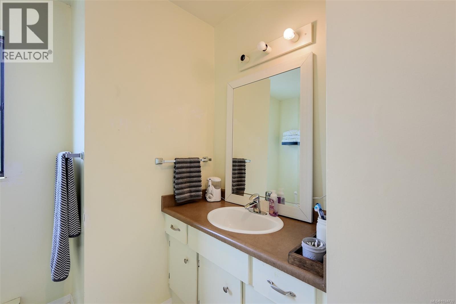 #A 1506 GLENTANA RD - 41