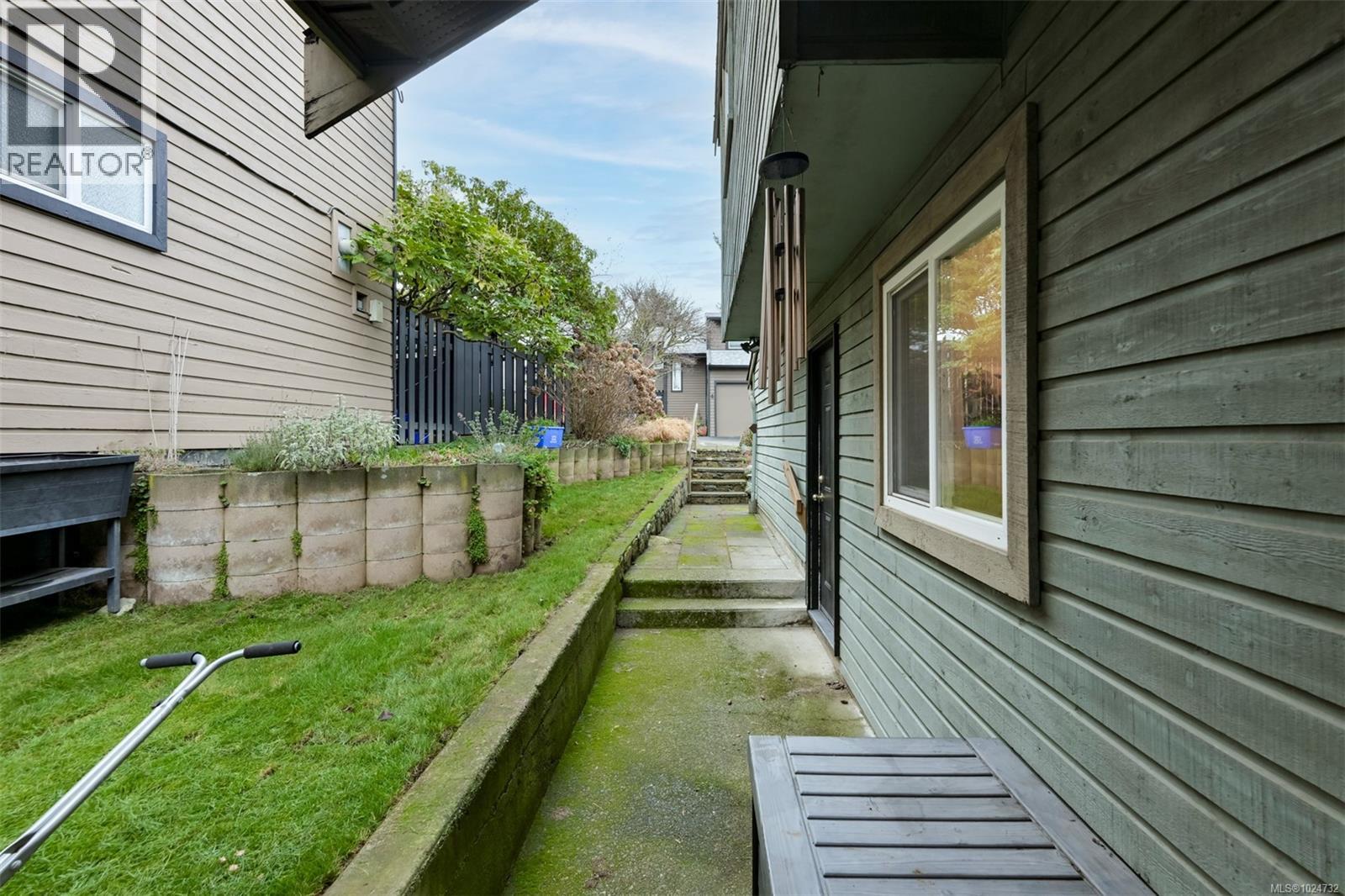 #A 1506 GLENTANA RD - 43