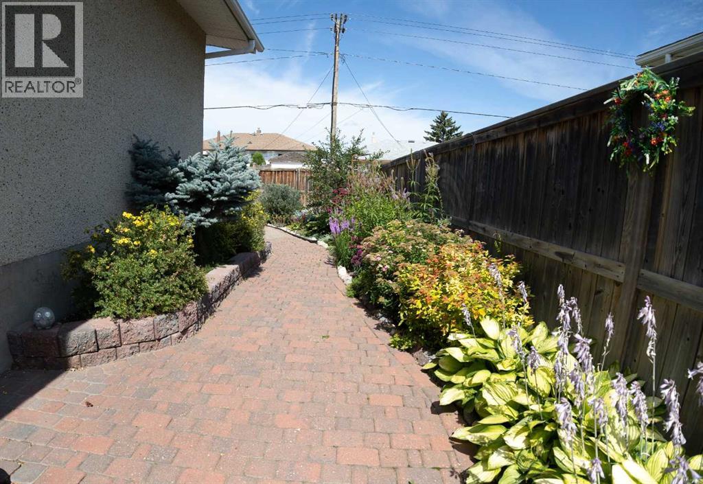 46 Wells Street, Red Deer