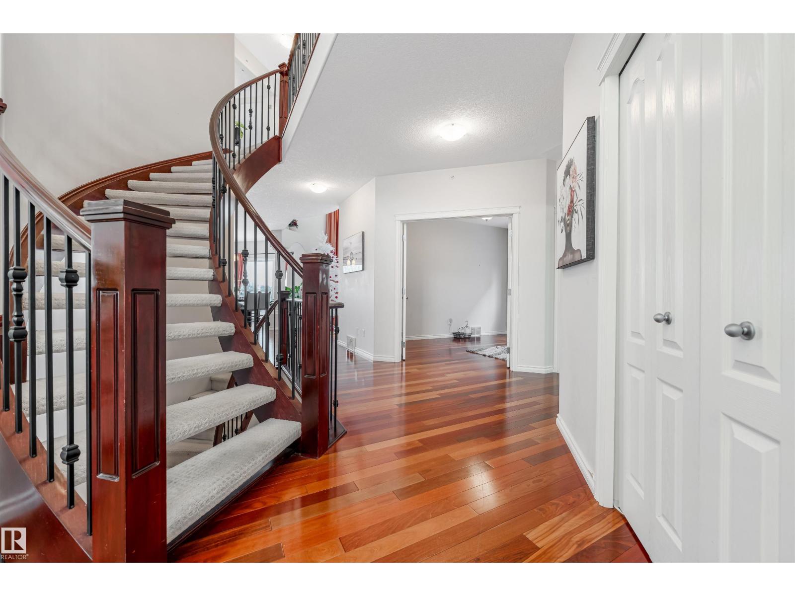 20524 58 AV NW, Edmonton