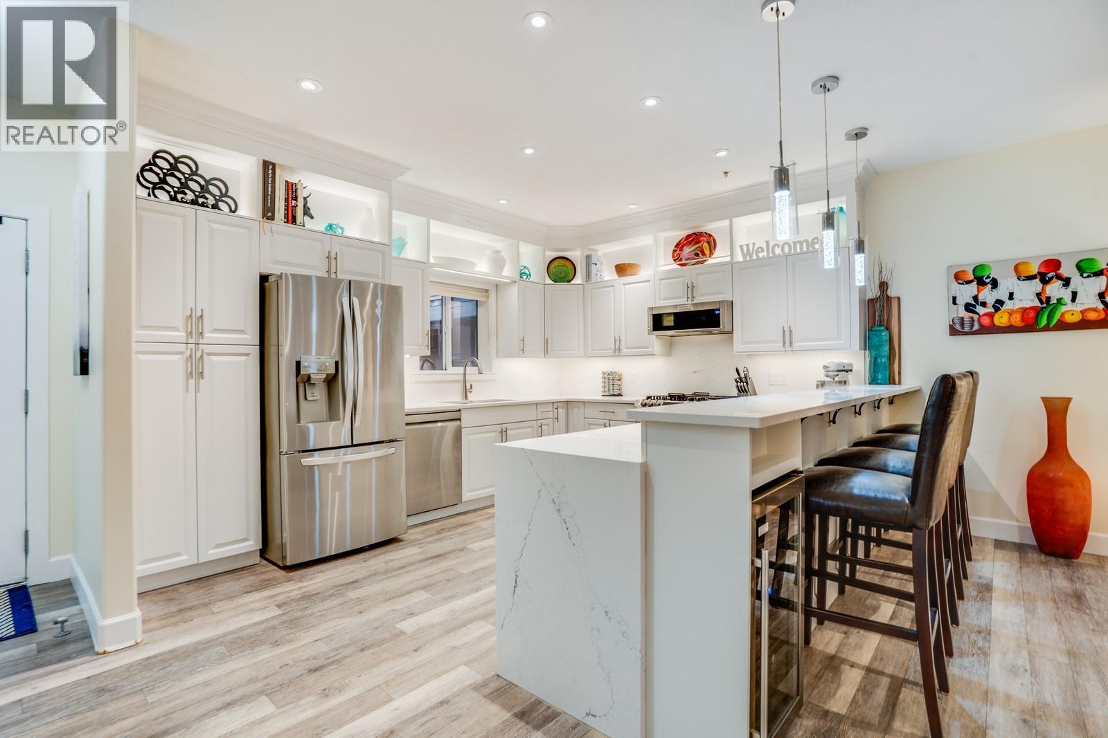 3996 Beach Avenue Unit# 202, Peachland