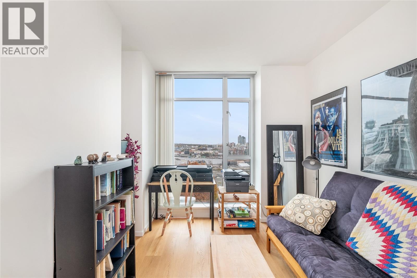 613 100 Saghalie Road, Victoria