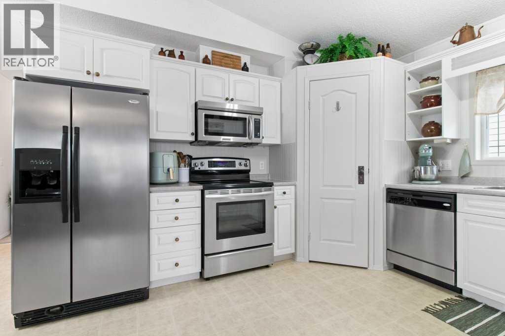 7 Baywood Link, Sylvan Lake