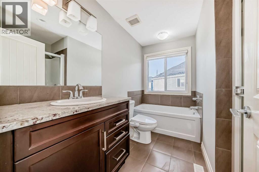 Single Family House for Sale in  Sherwood Street NW Sherwood Calgary 