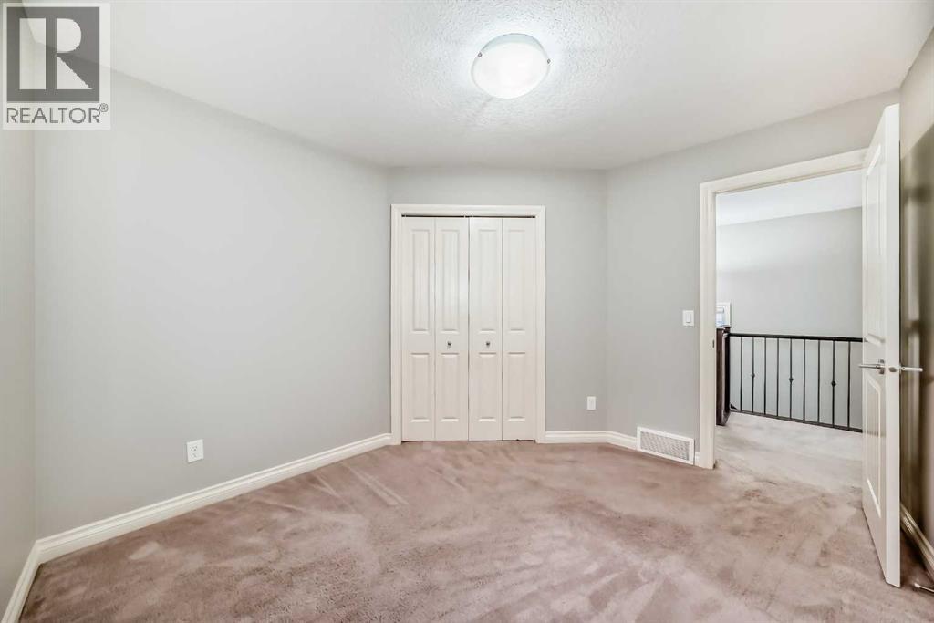 Single Family House for Sale in  Sherwood Street NW Sherwood Calgary 