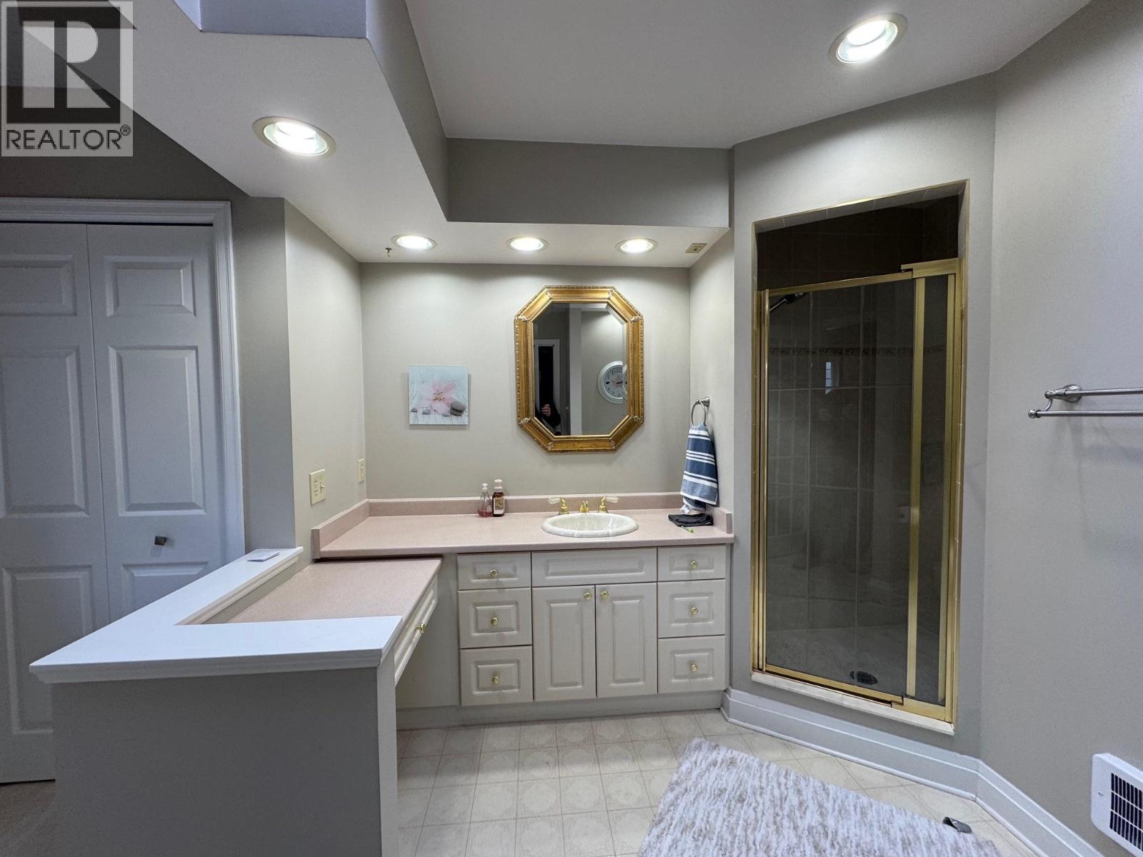 1801 Paul Lake Road Unit# 31, Kamloops