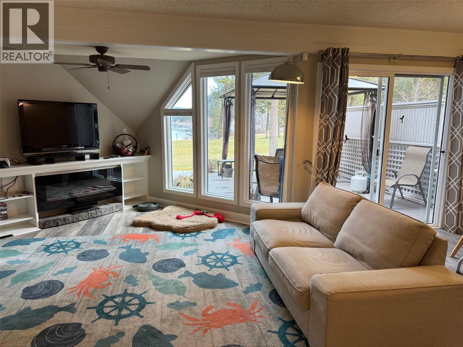 1801 Paul Lake Road Unit# 31, Kamloops