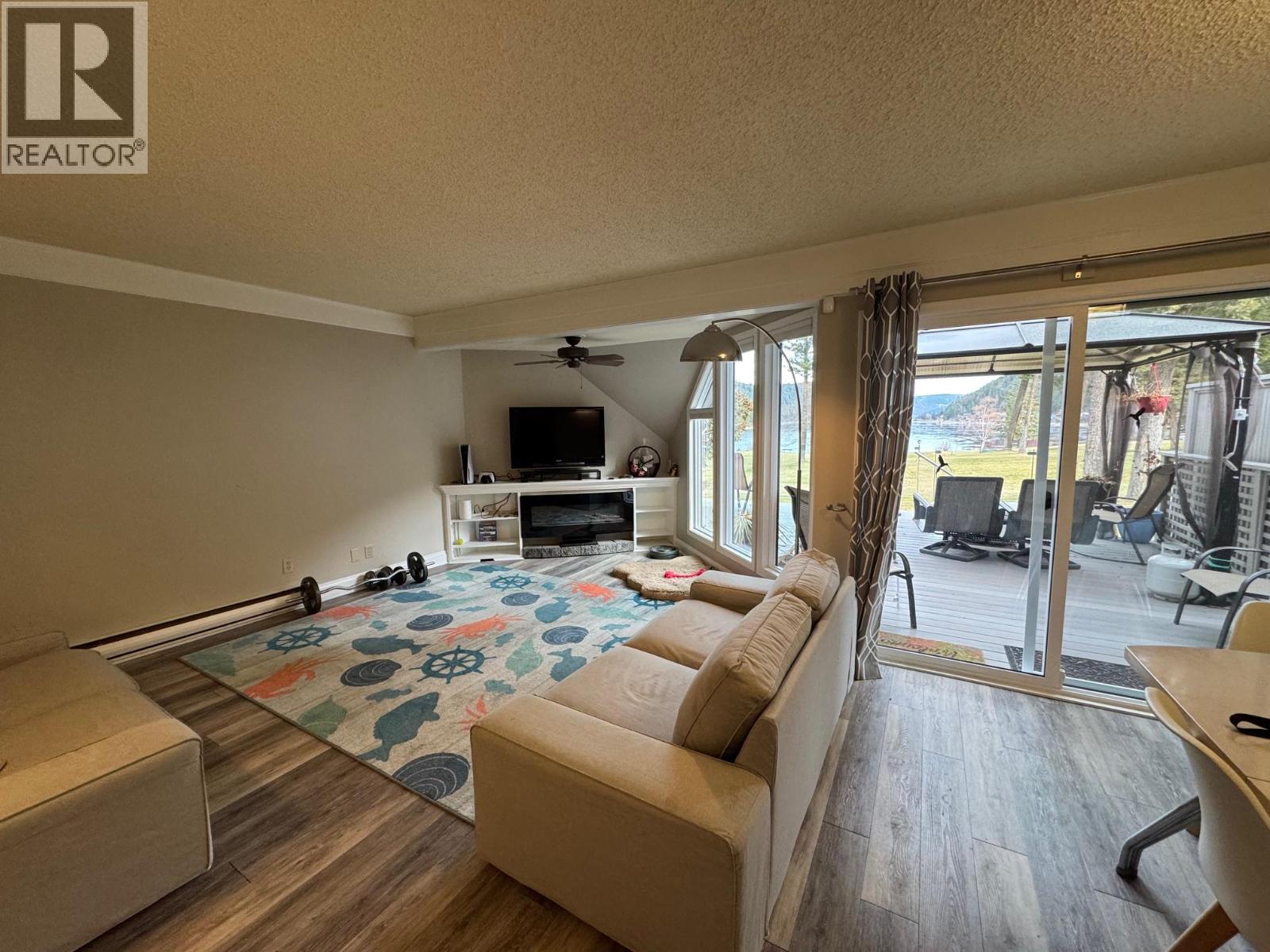 1801 Paul Lake Road Unit# 31, Kamloops
