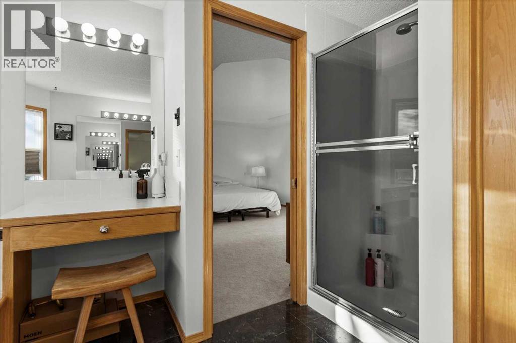 Single Family House for Sale in  Hawkstone Close NW Hawkwood Calgary 