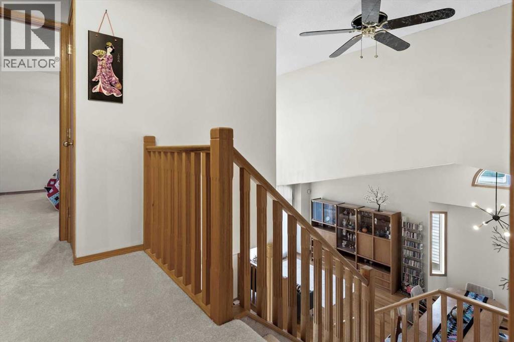 Single Family House for Sale in  Hawkstone Close NW Hawkwood Calgary 