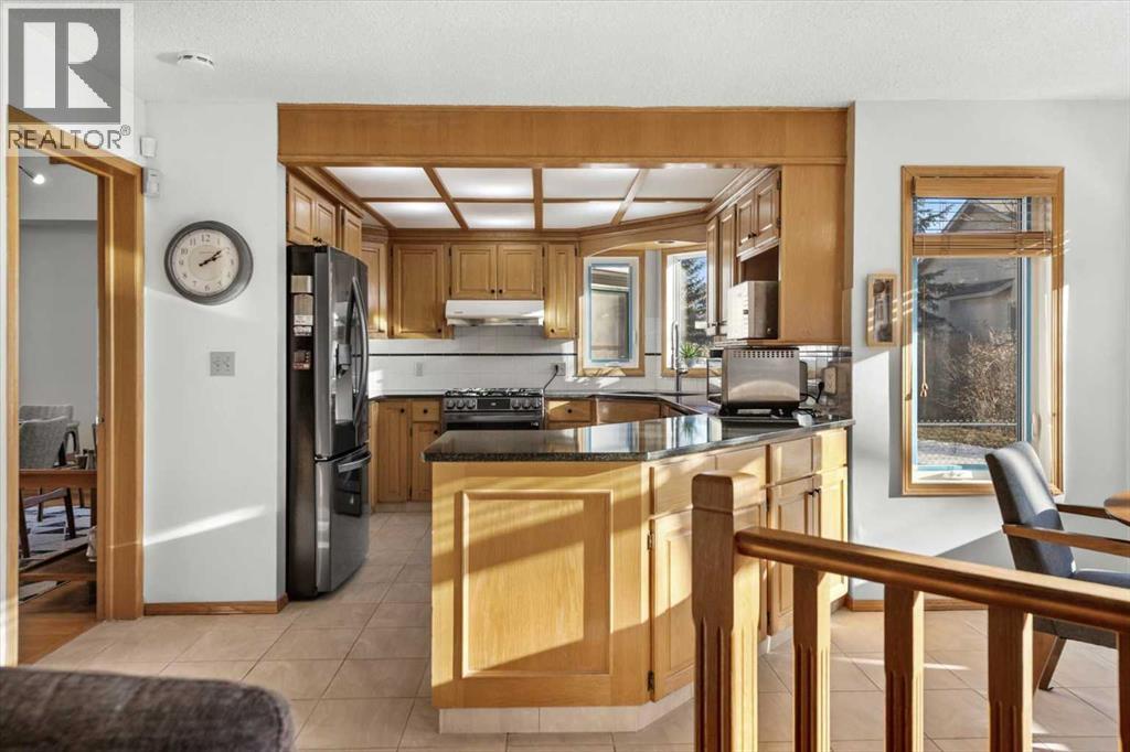 Single Family House for Sale in  Hawkstone Close NW Hawkwood Calgary 