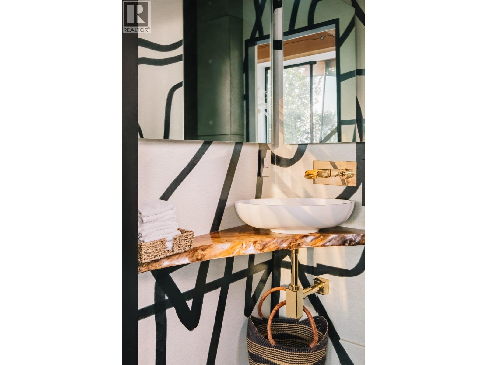 5038 ARBUTUS STREET, Vancouver