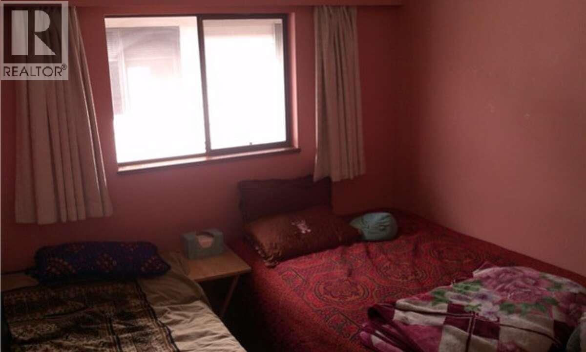 1810 TAYLOR STREET, Port Coquitlam