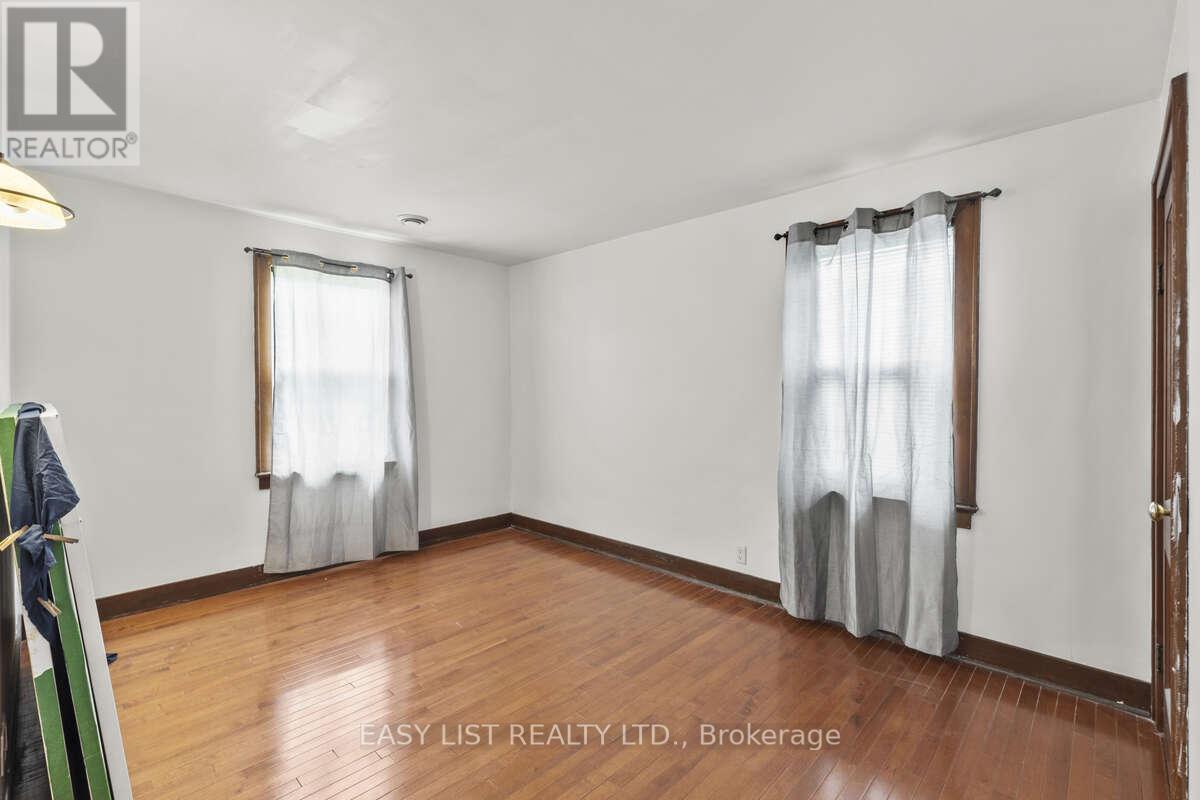 40 KINGSWAY - 13