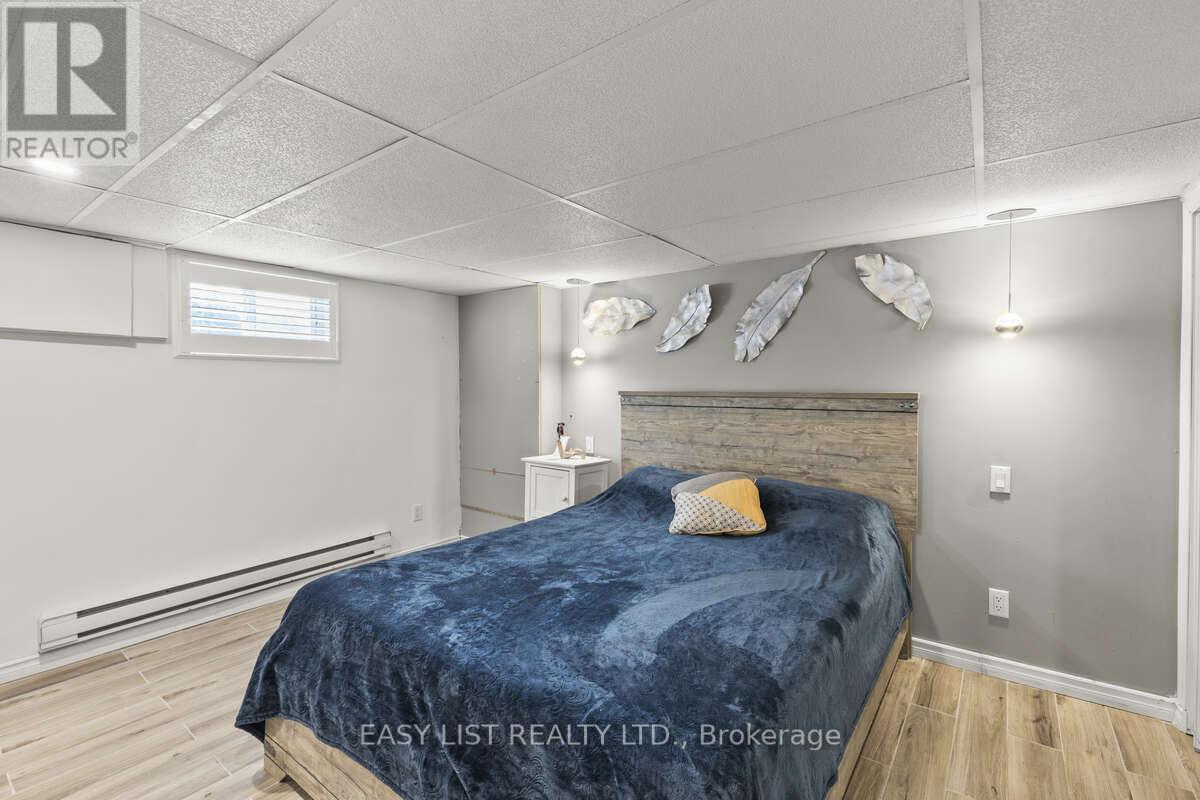 40 KINGSWAY - 18