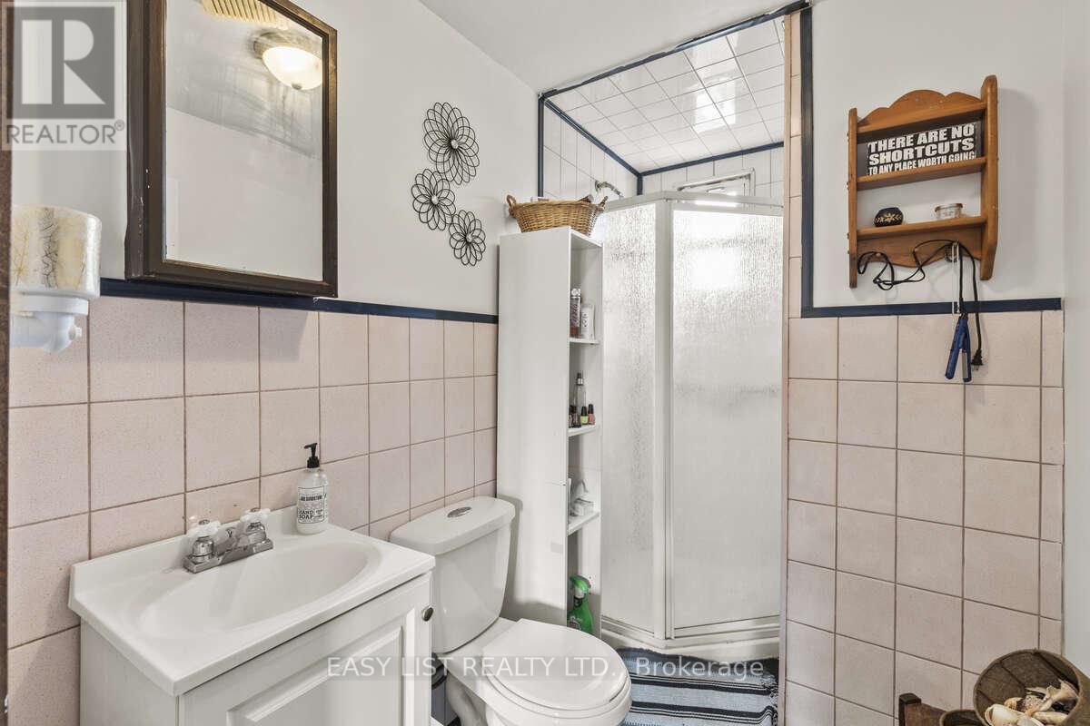 40 KINGSWAY - 24