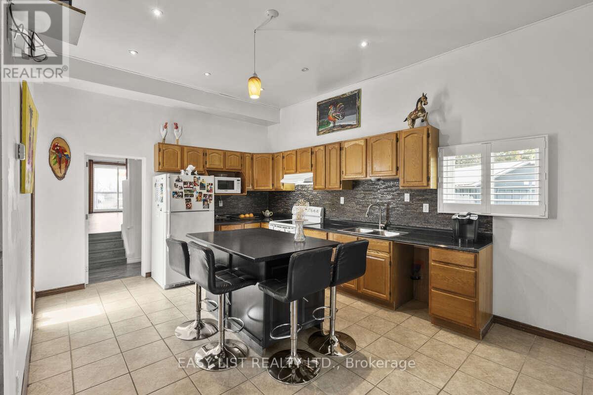 40 KINGSWAY - 8