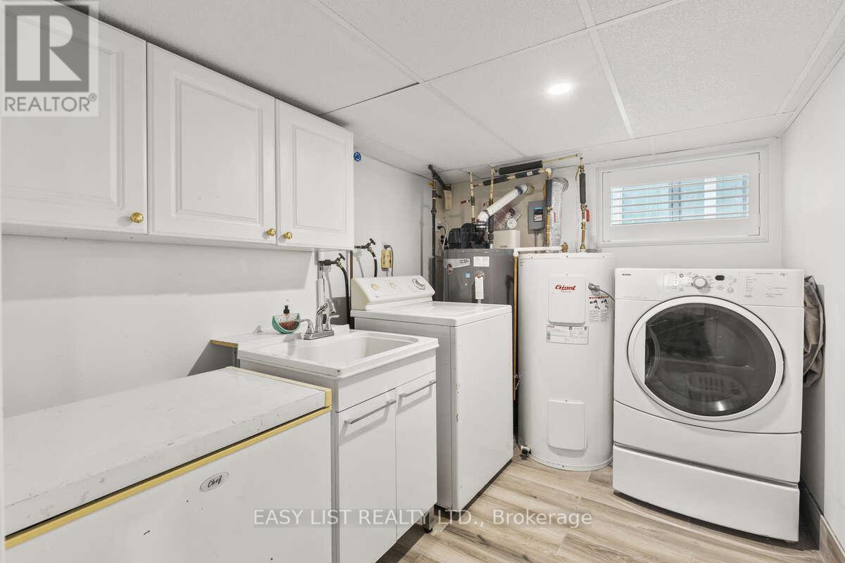 40 KINGSWAY - 21