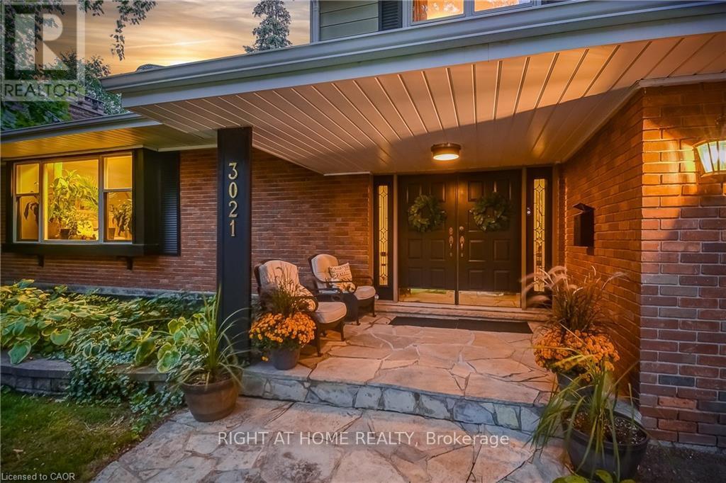 3021 LAKESHORE ROAD - 4