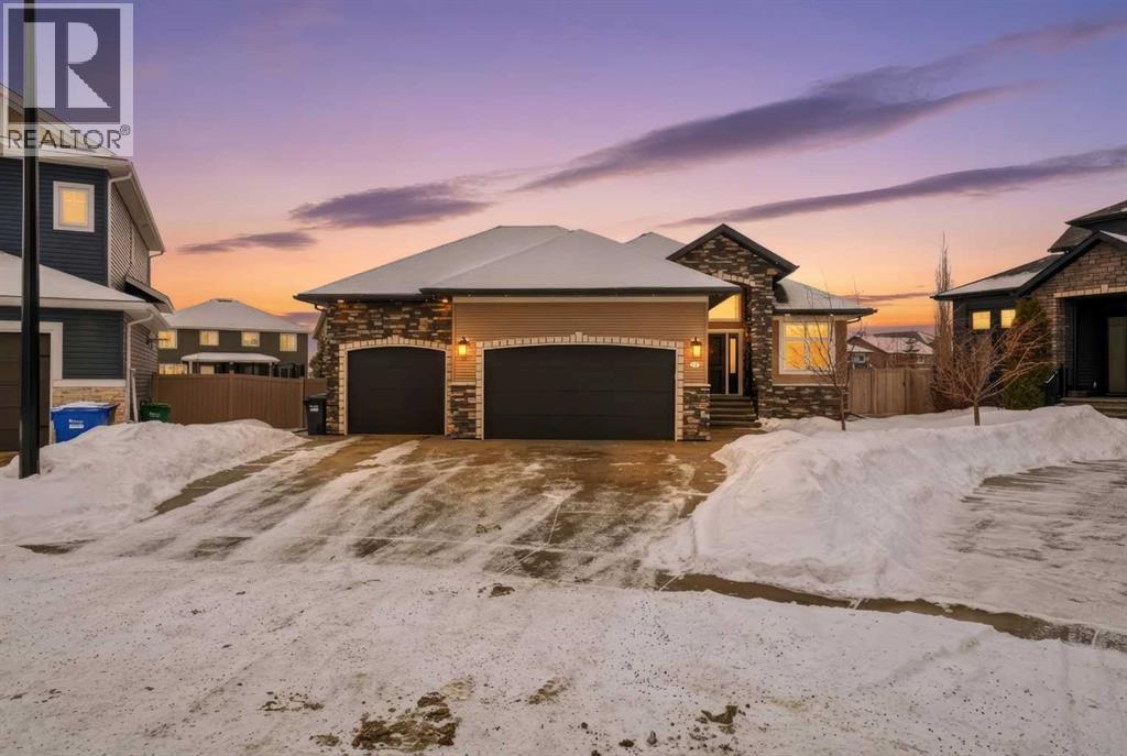 30 Van Horn Close, Red Deer