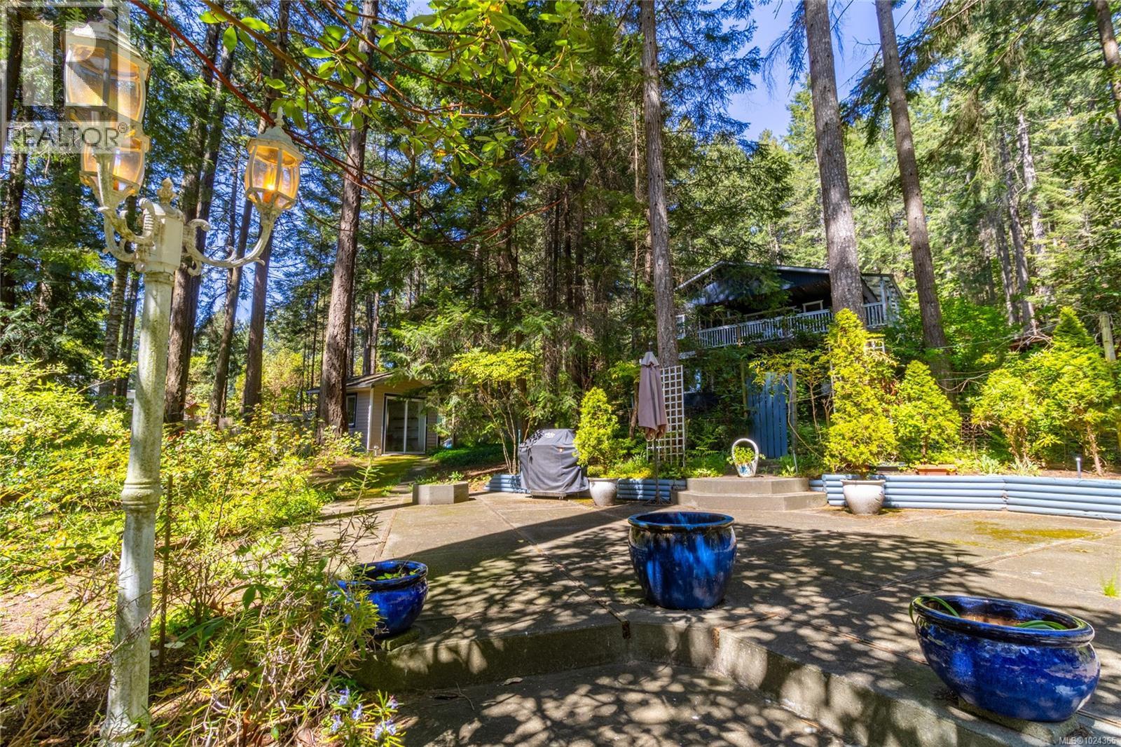 2705 Galley Cres - 14