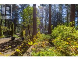 2705 Galley Cres, Pender Island, BC V0N2M2 Photo 17