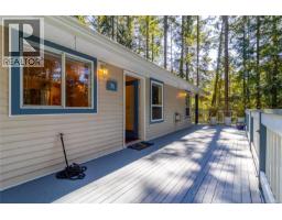 Bathroom - 2705 Galley Cres, Pender Island, BC V0N2M2 Photo 9