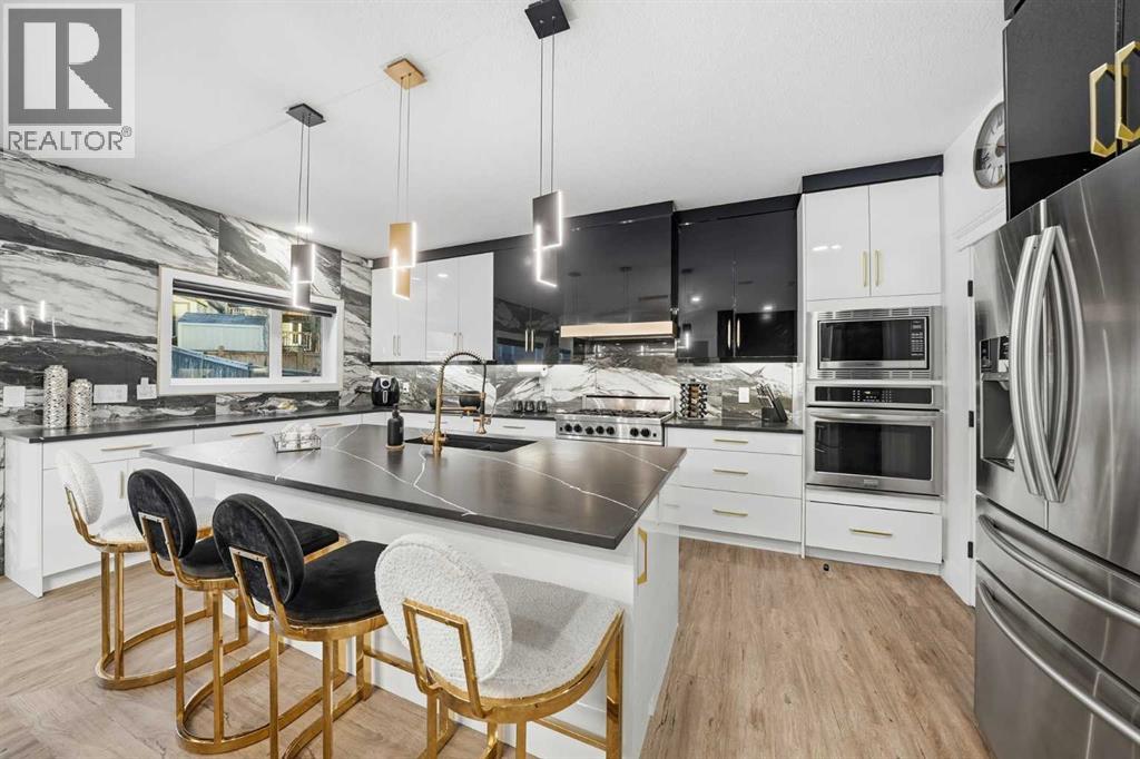 Single Family House for Sale in  Rocky Ridge View NW Rocky Ridge Calgary 