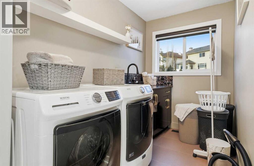 Single Family House for Sale in  Rocky Ridge View NW Rocky Ridge Calgary 